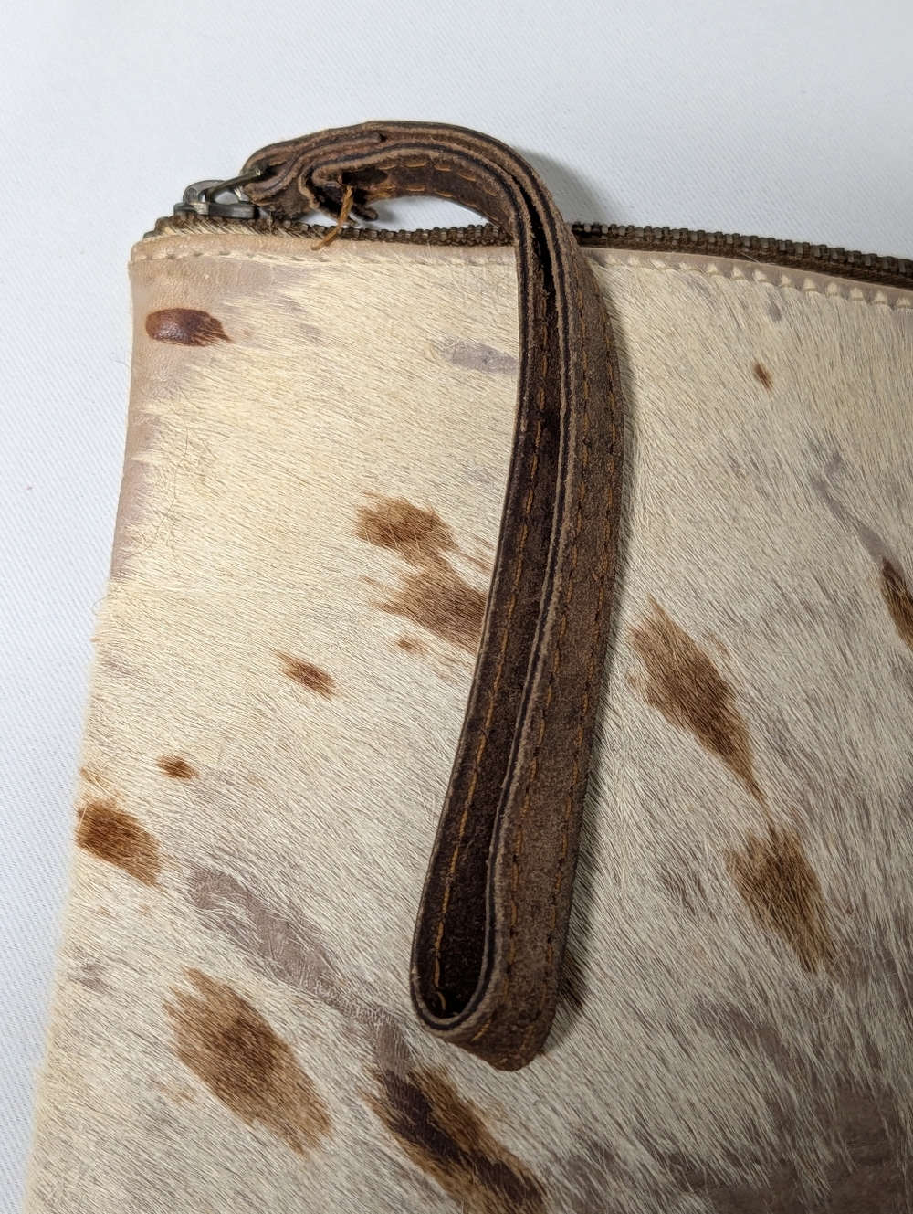 Luxurious Spotted Cowhide Wristlet Clutch - Brown & Cream - Picture 4 of 12